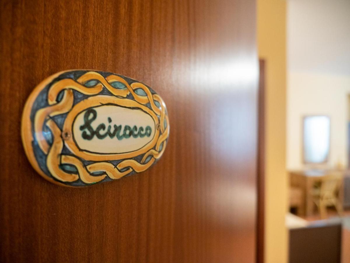 Kalamarina Rooms Палермо Екстериор снимка